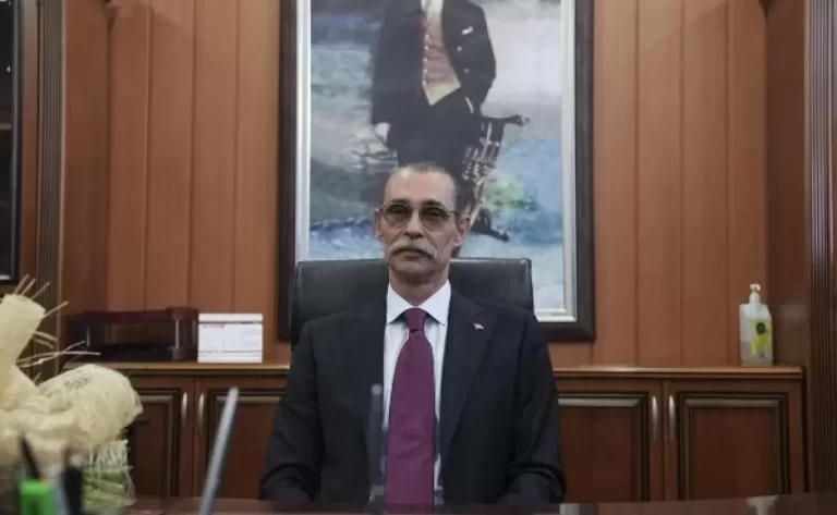 erdal beşikçioğlu