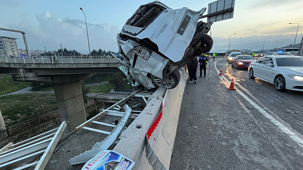 EGM’den İzmir verileri… Günde ortalama 100 kaza!