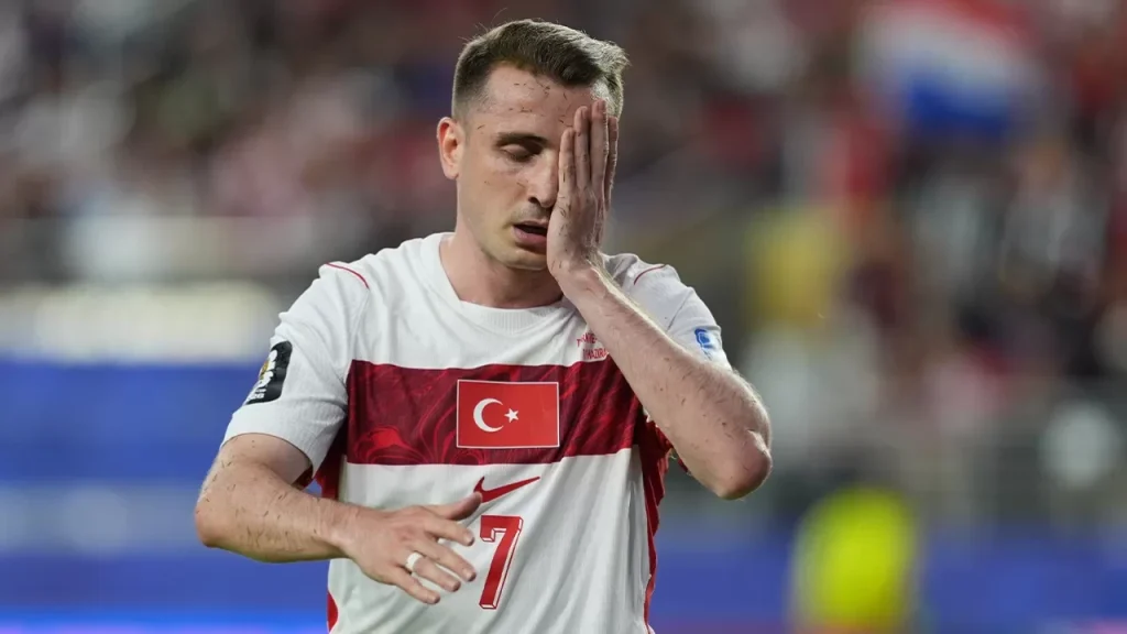 ilk iki maç sonunda turnuvaya veda etti.