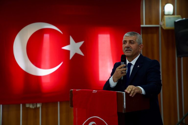 MHP İzmir’den Coşkulu Kongreler