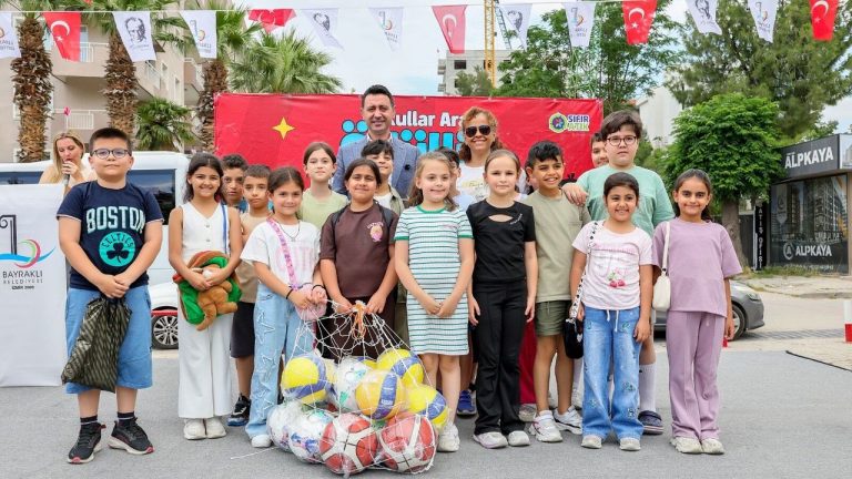 Bayraklı’da geri dönüşüm seferberliğine ödül