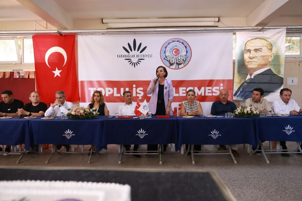 Karabağlar Belediyesi’nde Toplu İş Sözleşmesi İmzalandı