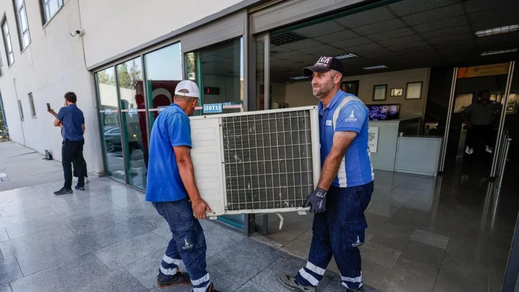 İzmir Otogarı’nda Haciz İşlemi
