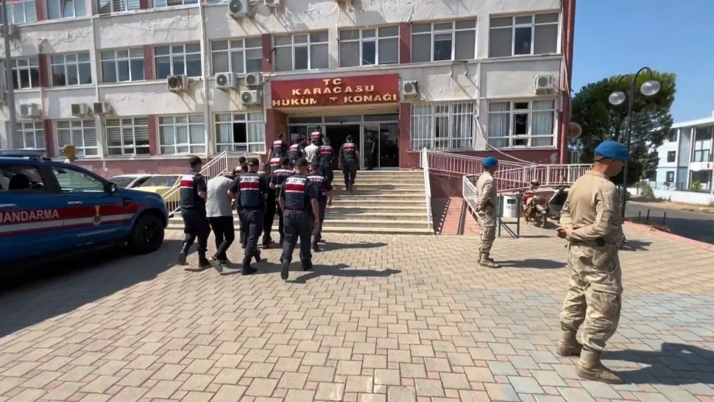Aydın Merkezli Dolandırıcılık Şebekesine 8 İlde Operasyon