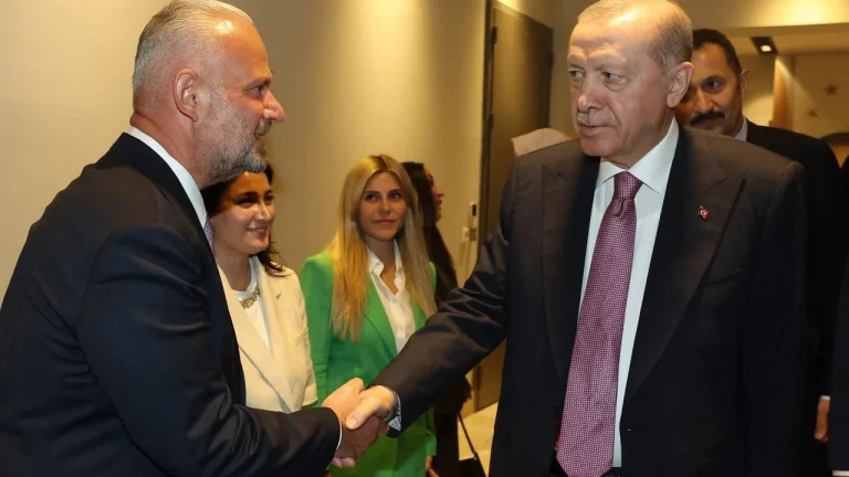 Aydın Pehlivan, Menemen’deki Çalışmaları Cumhurbaşkanı Erdoğan’a Sundu