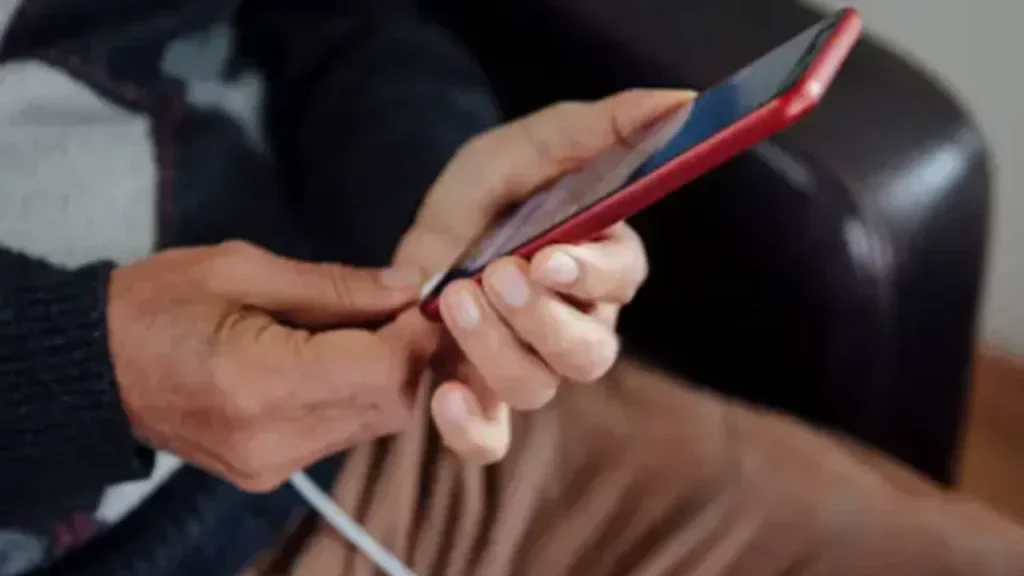 Telefonun şarjı neden çabuk bitiyor? Pil ömrünü uzatmanın en etkili yolları