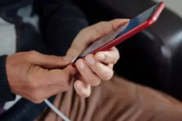 uo5T-telefonun-sarji-neden-cabuk-bitiyor-pil-omrunu-uzatmanin-en-etkili-yollari