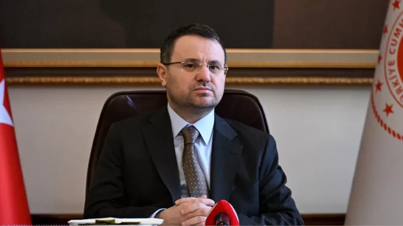 znSt-akin-gurlek-acikladi-sokaklar-guvende-operasyonunda-2-bin-594-supheli-hakkinda-islem