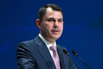 dxMQ-cevre-sehircilik-ve-iklim-degisikligi-bakani-murat-kurumdan-ozgur-ozele-ayazaga-yaniti-ibbnin-projede-payi-var